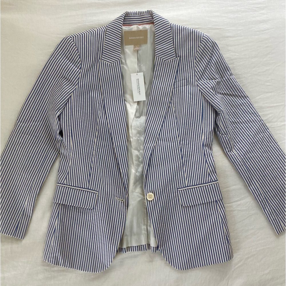 New with tags Banana Republic Blue White Striped Cotton Blazer Womens size 4